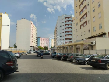 Apartamento T2 para Venda em Corroios