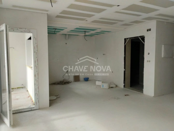 Apartamento T2 para Venda em Corroios Foto 3