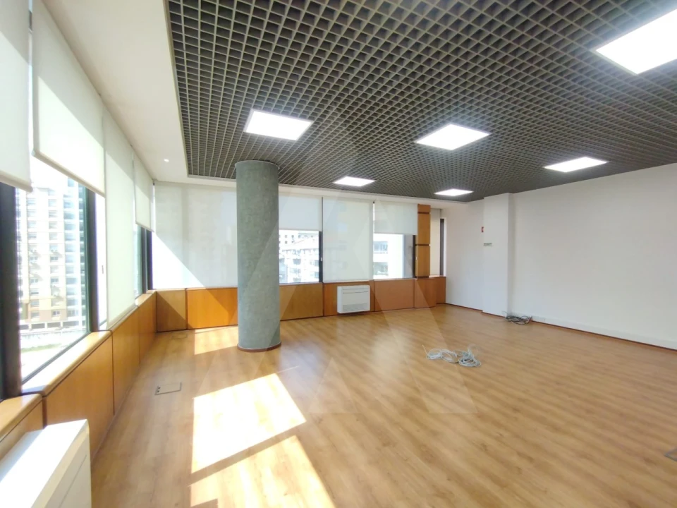 Escritório para Arrendamento em Avenidas Novas Foto 5