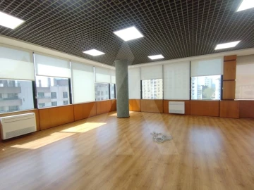 Escritório para Arrendamento em Avenidas Novas