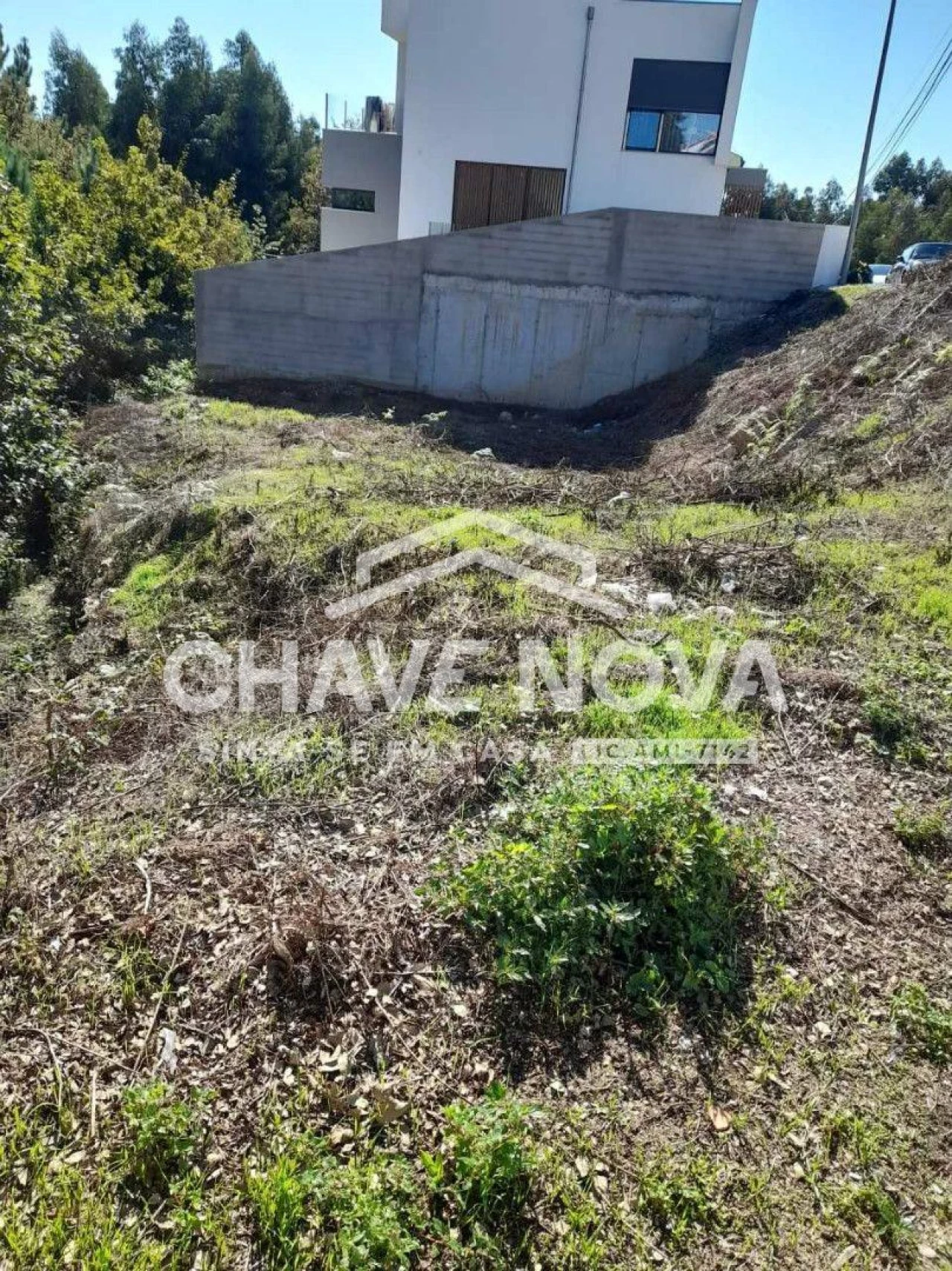 Terreno para Venda em Fânzeres e São Pedro da Cova Foto 2