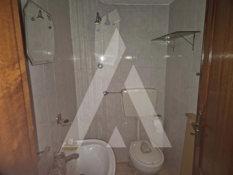 Garagem para Arrendamento em Odivelas Foto 11