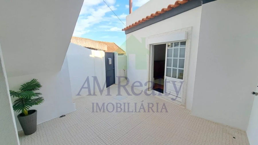 Moradia T3 para Venda em Roliça Foto 9