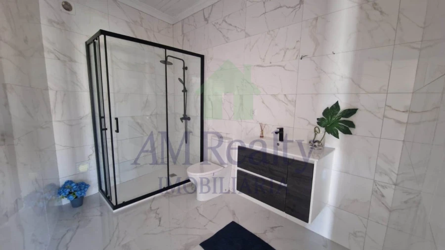 Moradia T3 para Venda em Roliça Foto 11