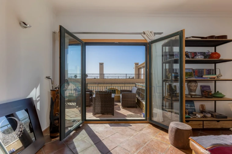 Apartamento T2 para Venda em Budens Foto 10