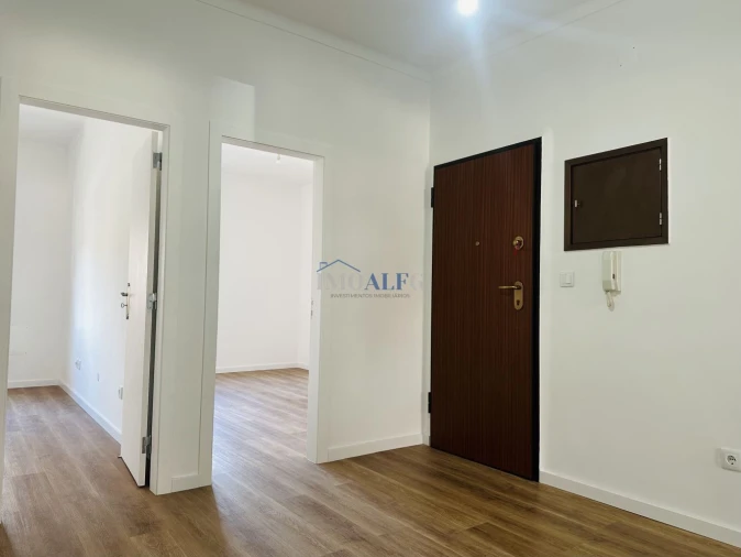 Apartamento T2 para Venda em Alto do Seixalinho, Santo André e Verderena Foto 5