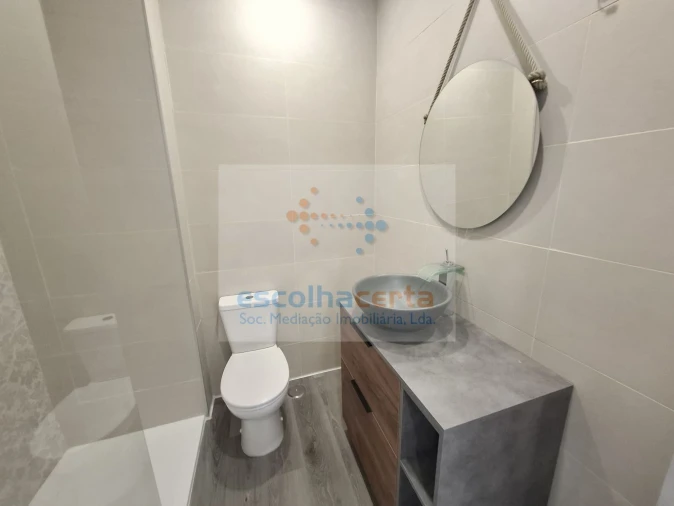 Apartamento T2 para Venda em Baixa da Banheira e Vale da Amoreira Foto 9