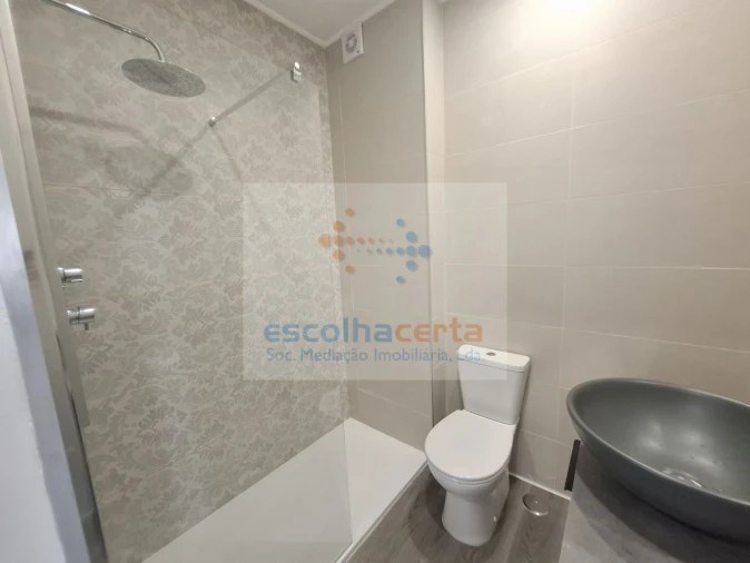 Apartamento T2 para Venda em Baixa da Banheira e Vale da Amoreira Foto 10