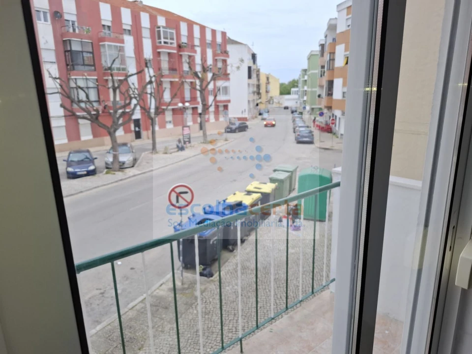 Apartamento T2 para Venda em Baixa da Banheira e Vale da Amoreira Foto 7