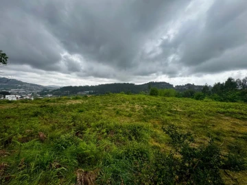 Terreno para Venda em Este (São Pedro e São Mamede)