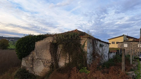 Terreno para Venda em Coronado (São Romão e São Mamede)