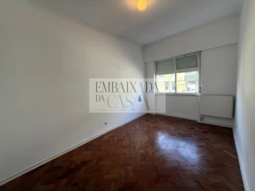 Apartamento T3 para Venda em Odivelas
