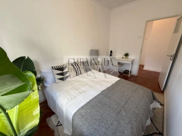 Apartamento T3 para Venda em Odivelas