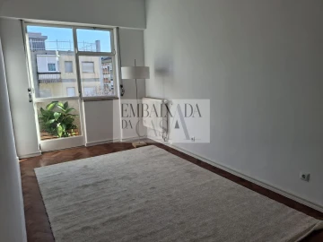 Apartamento T3 para Venda em Odivelas