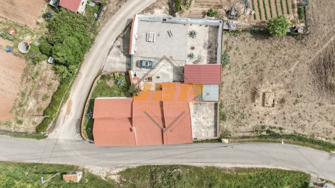 Moradia T3 para Venda em Marmeleira e Assentiz