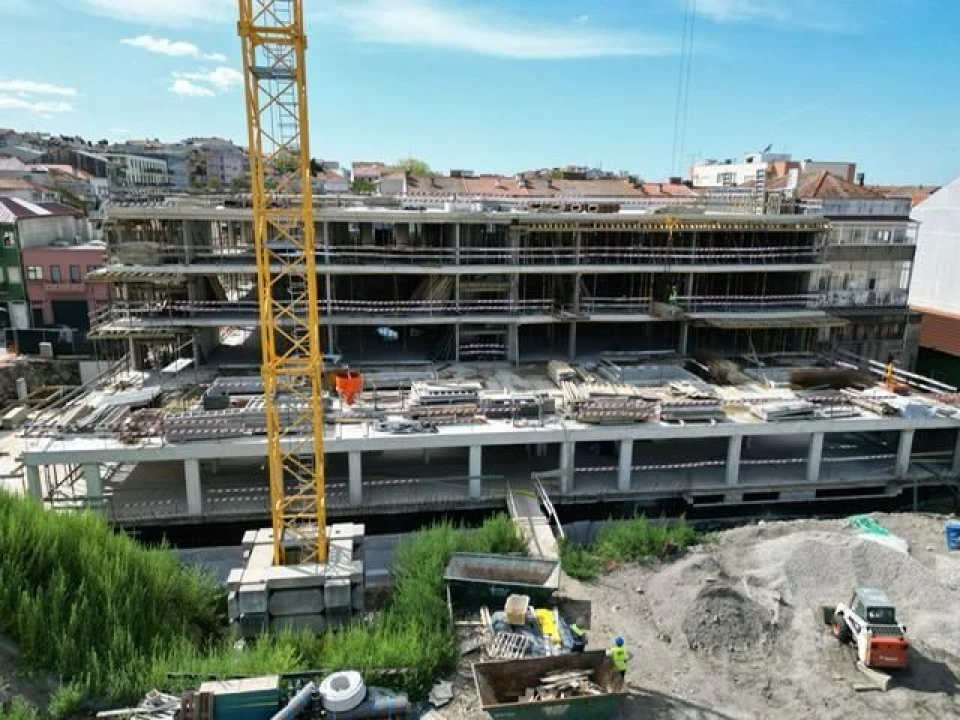 Apartamento T2 para Venda em Paranhos Foto 1