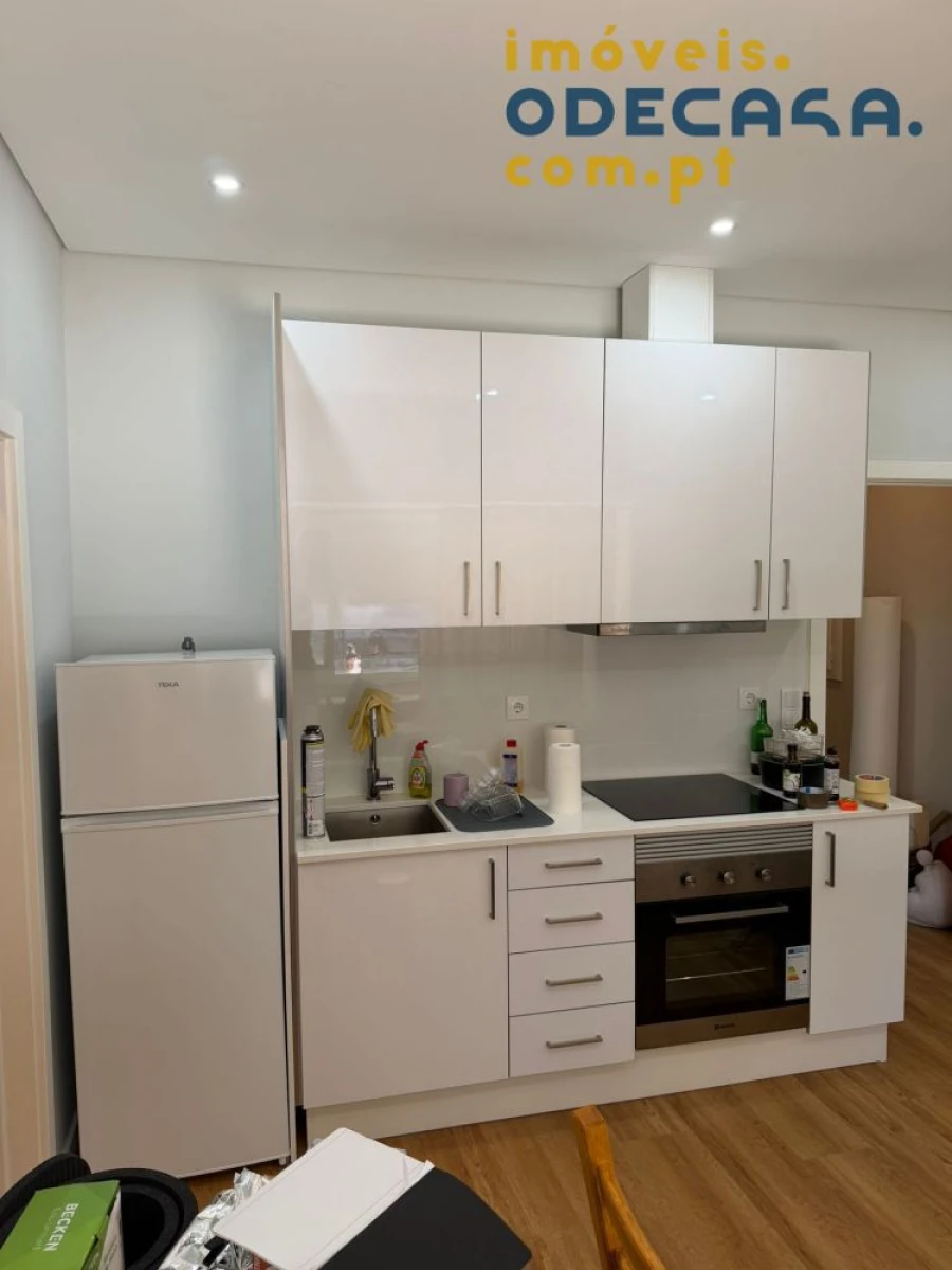 Apartamento T1 para Arrendamento em Avenidas Novas Foto 5