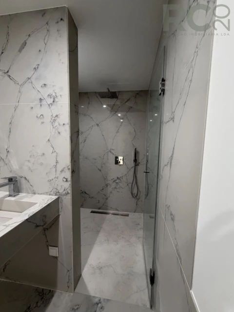 Apartamento T3 para Venda em Santa Maria, São Pedro e Matacães