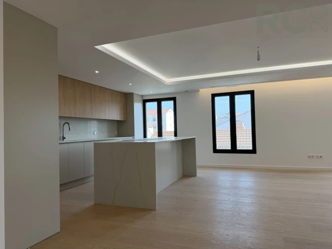 Apartamento T3 para Venda em Santa Maria, São Pedro e Matacães Foto 16