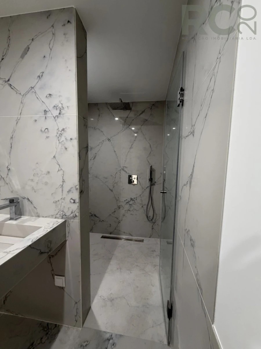 Apartamento T3 para Venda em Santa Maria, São Pedro e Matacães Foto 54