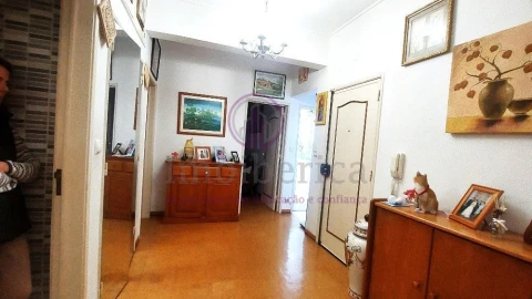 Apartamento T2 para Venda em Rio de Mouro