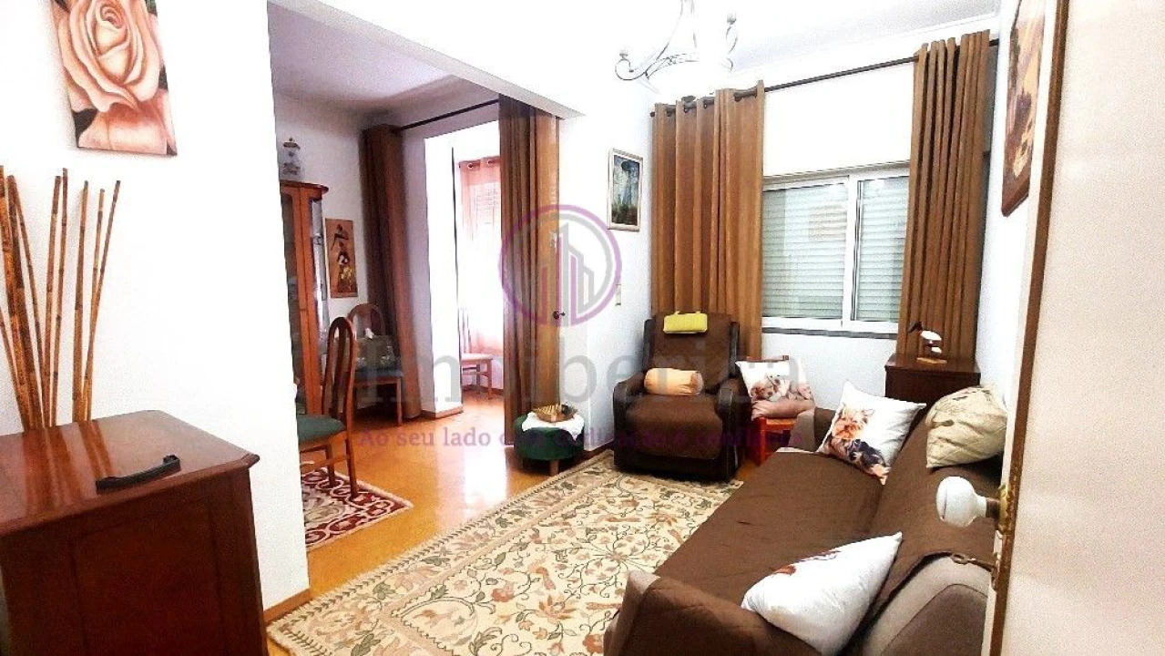 Apartamento T2 para Venda em Rio de Mouro Foto 1