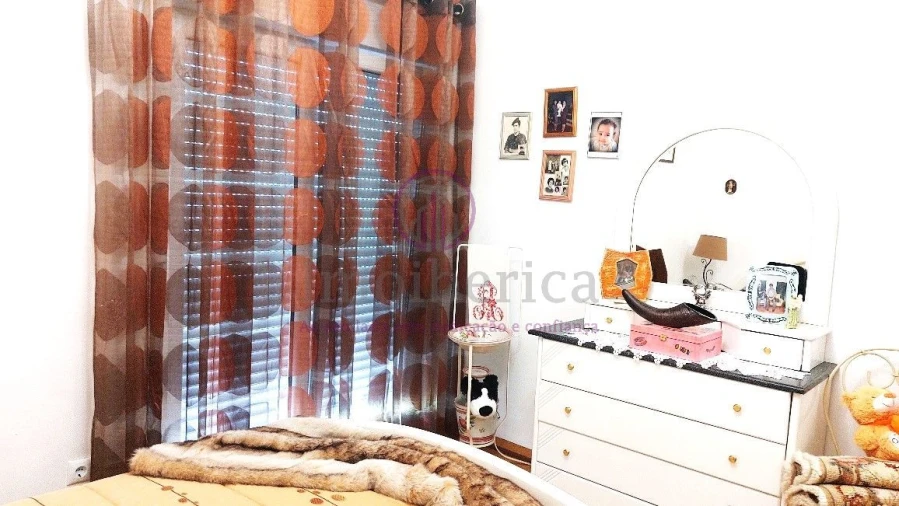 Apartamento T2 para Venda em Rio de Mouro Foto 9