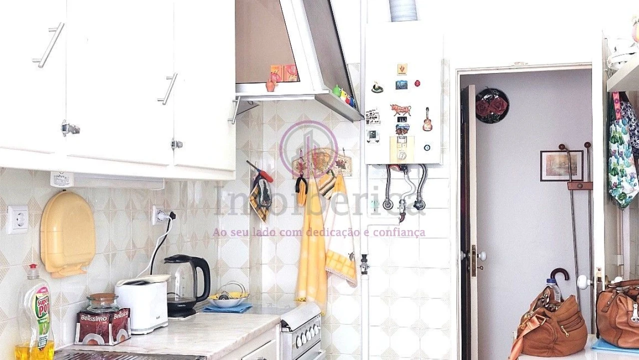 Apartamento T2 para Venda em Rio de Mouro Foto 25