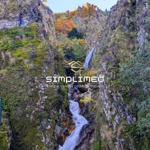 Moradia T4 para Venda em Três Povos Foto 56