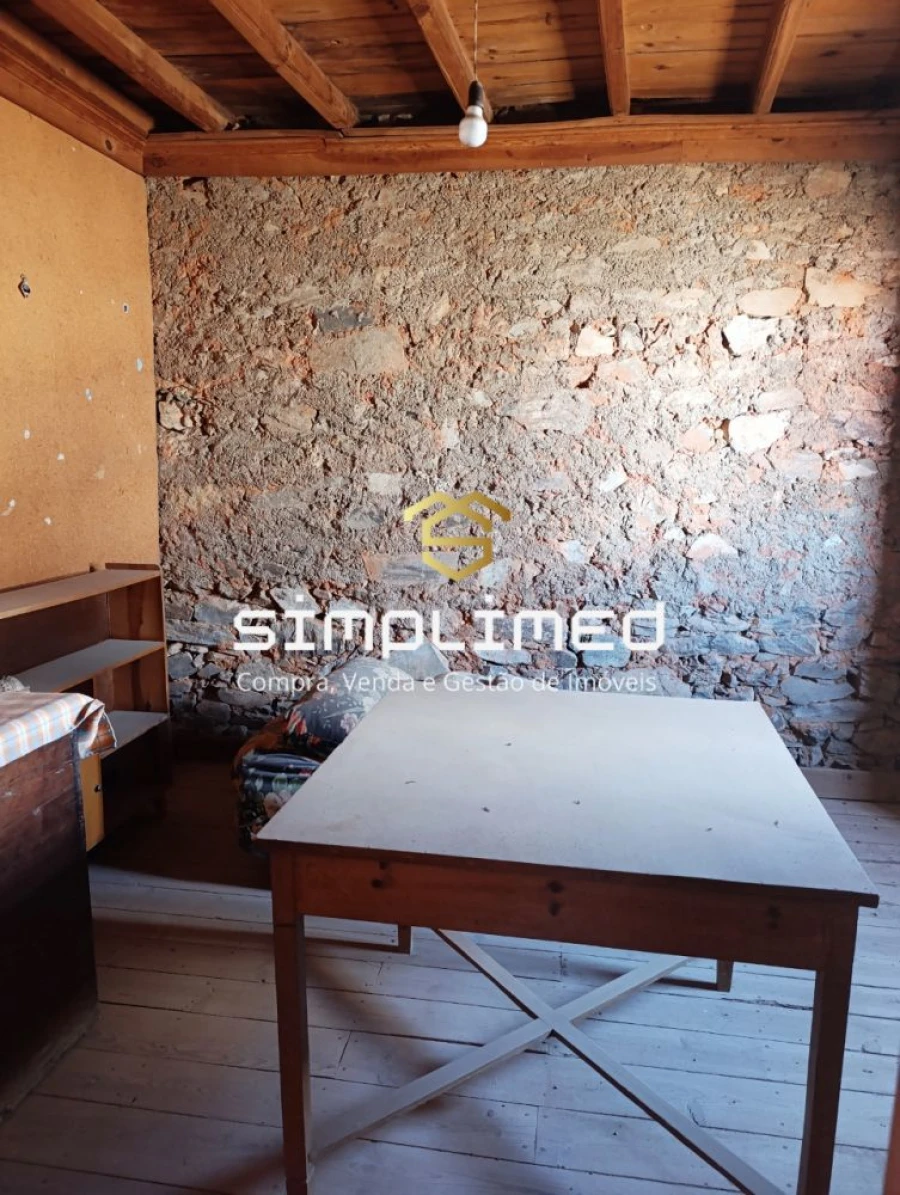 Moradia T4 para Venda em Três Povos Foto 35