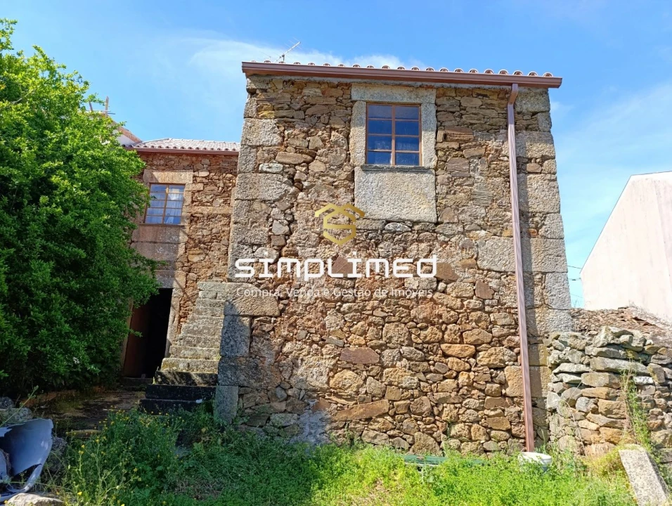 Moradia T4 para Venda em Três Povos Foto 26