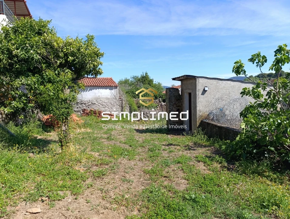 Moradia T4 para Venda em Três Povos Foto 16