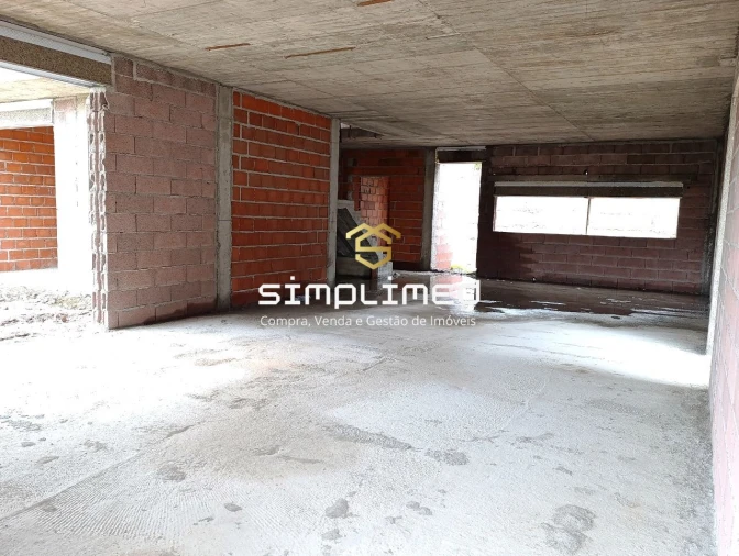 Moradia T4 para Venda em Teixoso e Sarzedo Foto 13