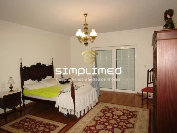 Moradia T4 para Venda em Covilhã e Canhoso