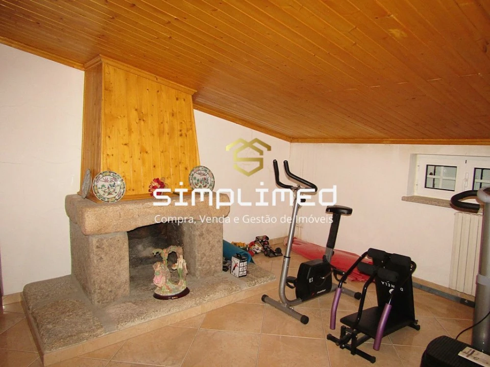 Moradia T4 para Venda em Covilhã e Canhoso Foto 30