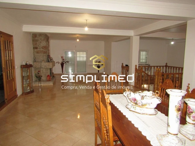 Moradia T4 para Venda em Covilhã e Canhoso Foto 21