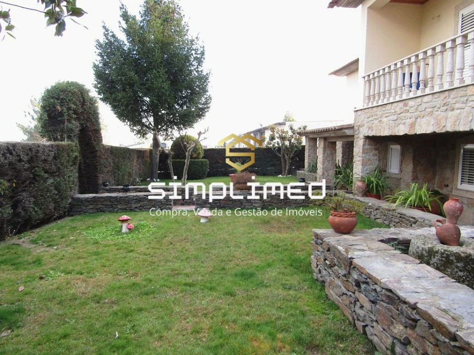 Moradia T4 para Venda em Covilhã e Canhoso Foto 36