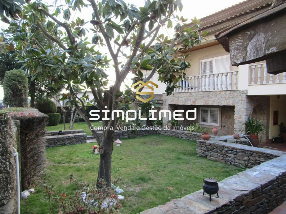 Moradia T4 para Venda em Covilhã e Canhoso Foto 35