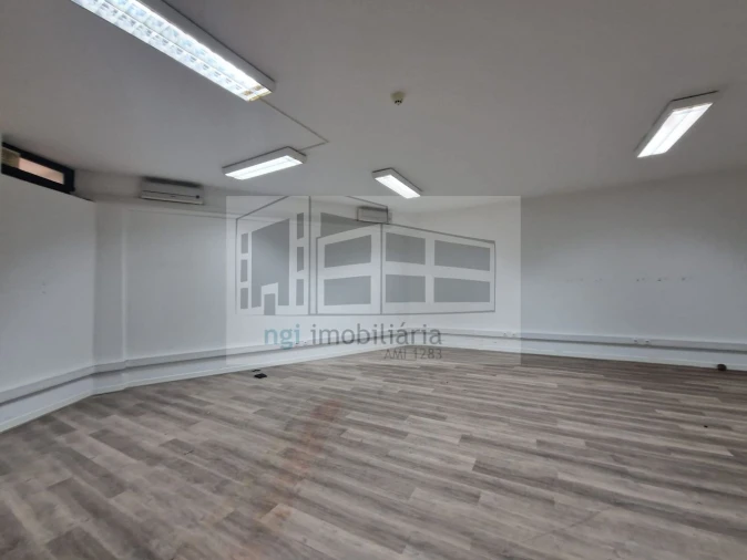 Loja para Arrendamento em Algés, Linda-A-Velha e Cruz Quebrada-Dafundo Foto 3