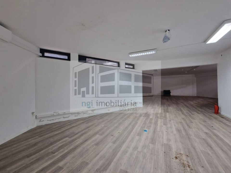 Loja para Arrendamento em Algés, Linda-A-Velha e Cruz Quebrada-Dafundo Foto 7