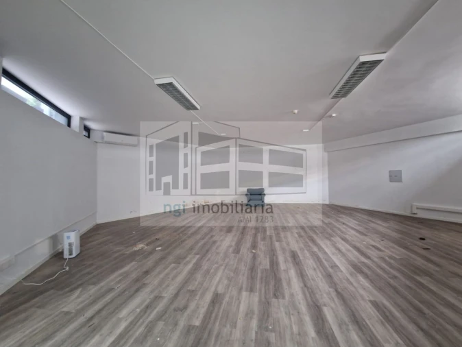 Loja para Arrendamento em Algés, Linda-A-Velha e Cruz Quebrada-Dafundo Foto 16