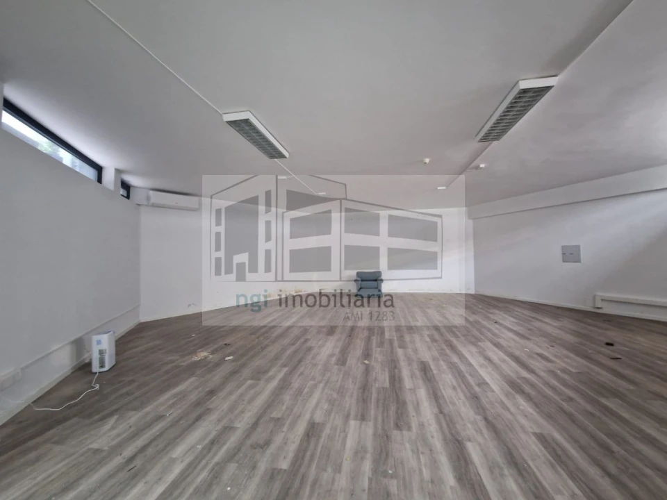 Loja para Arrendamento em Algés, Linda-A-Velha e Cruz Quebrada-Dafundo Foto 16