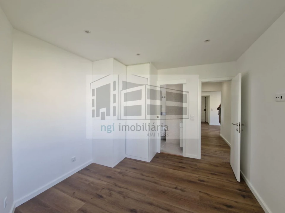 Loja para Arrendamento em Algés, Linda-A-Velha e Cruz Quebrada-Dafundo Foto 15