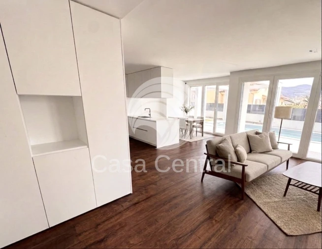 Moradia T2 para Venda em São Domingos de Rana Foto 4