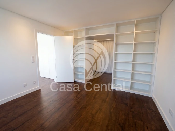 Moradia T2 para Venda em São Domingos de Rana Foto 18