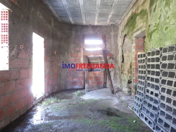 Moradia T2 para Venda em Caxarias