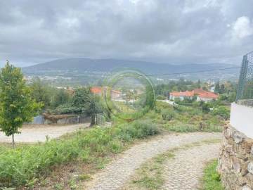 Moradia T3 para Venda em Durrães e Tregosa