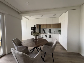 Apartamento T3 para Venda em Benfica