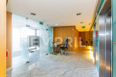 Apartamento T2 para Arrendamento em Ramalde