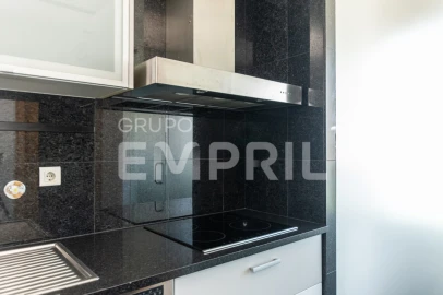 Apartamento T2 para Arrendamento em Ramalde